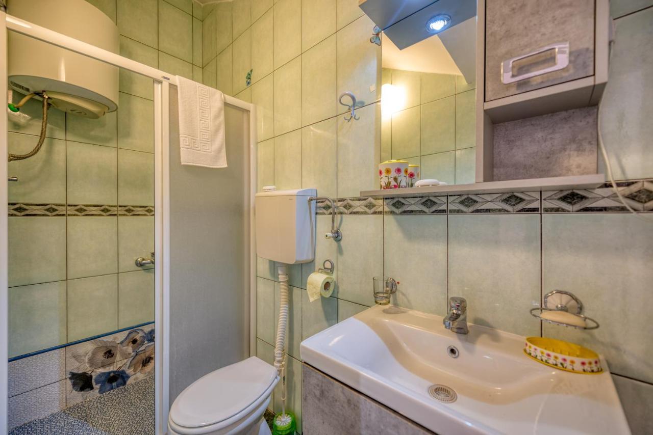 Apartments Vujosevic Тиват Екстериор снимка