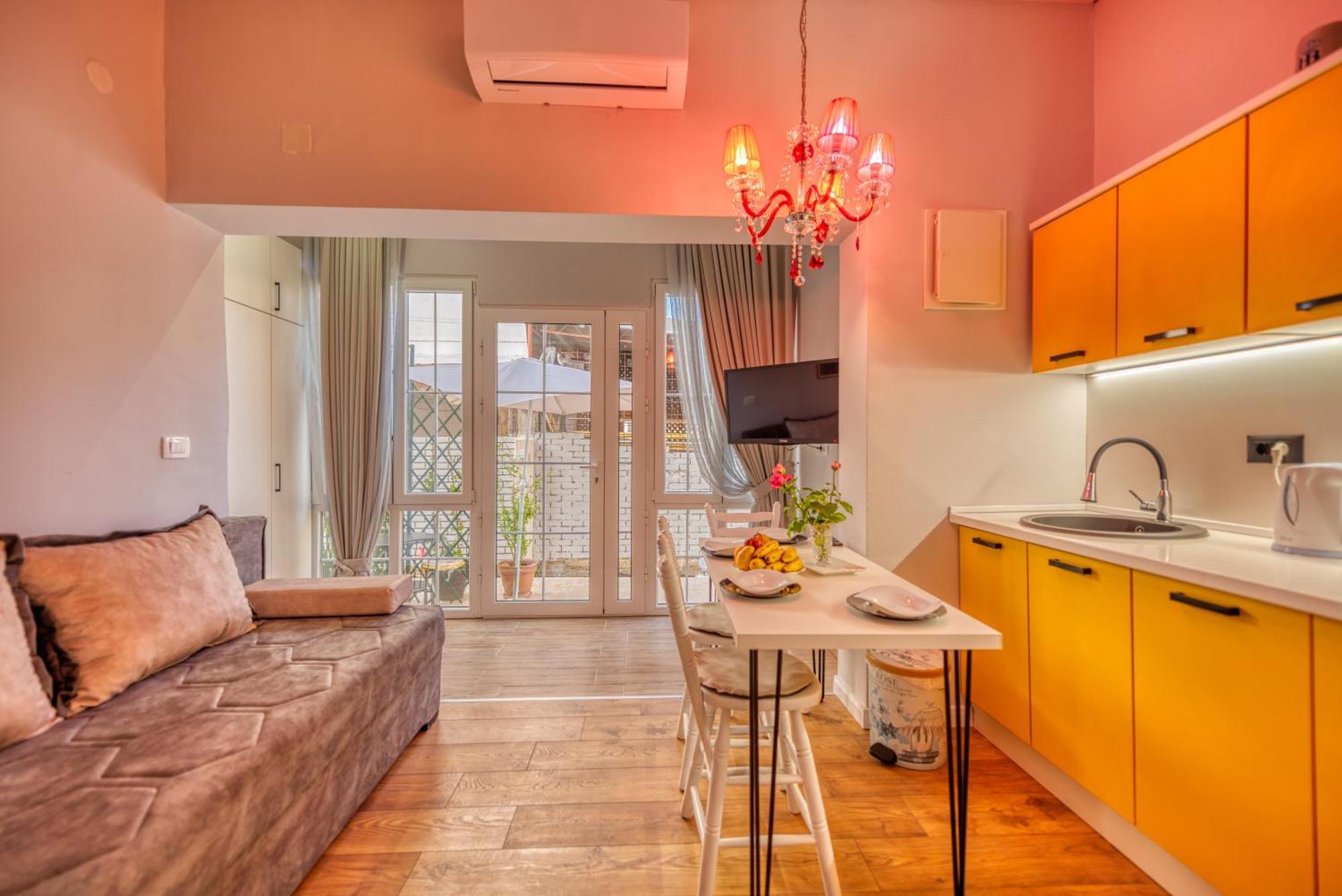 Apartments Vujosevic Тиват Екстериор снимка